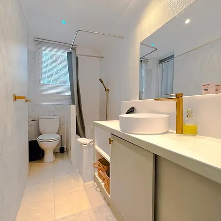 Apartment Marechal Juin - Charming 3 With Parking Near The Sea Cannes